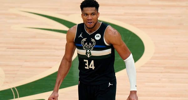 她的开局稳 她的开局稳