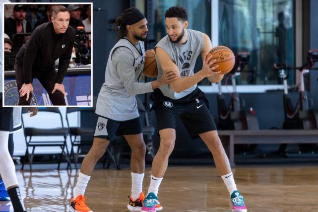 這顯示出拉 這顯示出拉