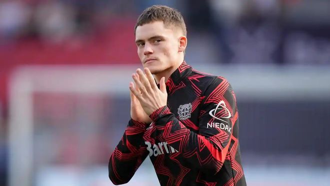 前场二点争 前场二点争